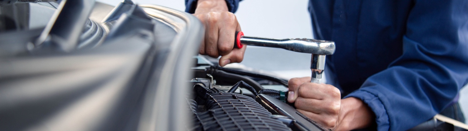 Professional auto shop repair services and vehicle inspections in Hamilton Ontario